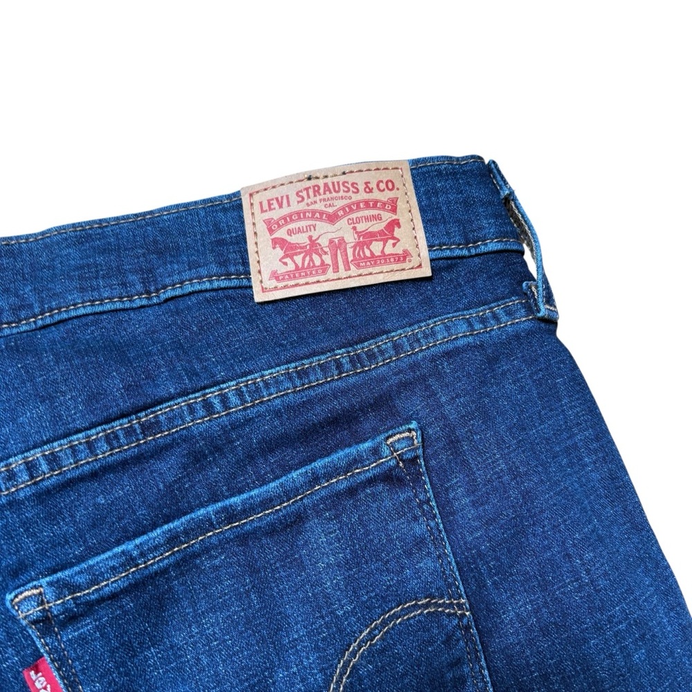 Levi's Blue Classic Bermuda 10" Shorts Size 16 W New with tags - Picture 3 of 7